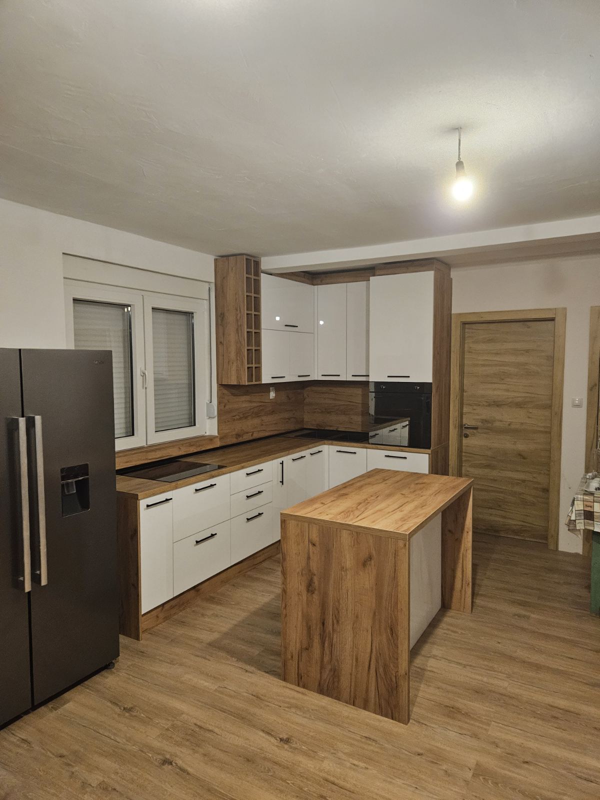 0-02-05-495f5ed72371dbe1bfe350928543276e218f516667d93b514d00455e6ef90a32_2149a56c8e7230ad